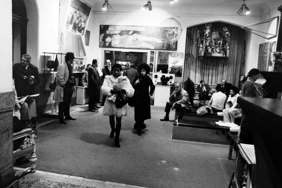 galerie-ahlers-albert-schoepflin-31-Lobby-1 galerie-ahlers-albert-schoepflin-31-Lobby-1