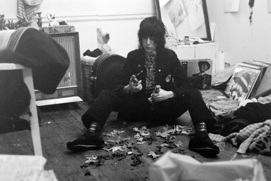 galerie-ahlers-albert-schoepflin-new-york-chelsea-hotel-patti-smith-with-animals-2020